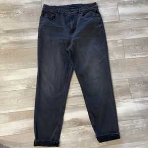 American Eagle high rise mom jean